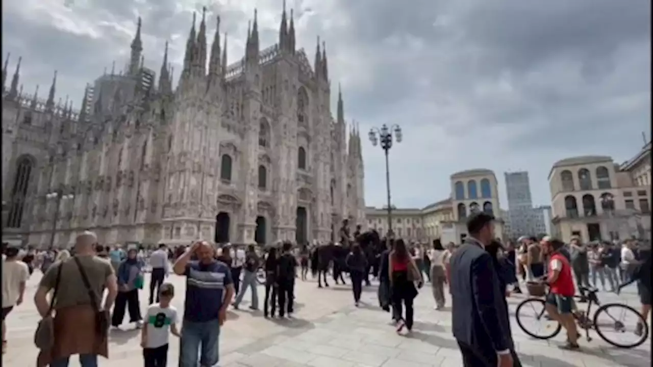 Milano in attesa dei funerali di Berlusconi