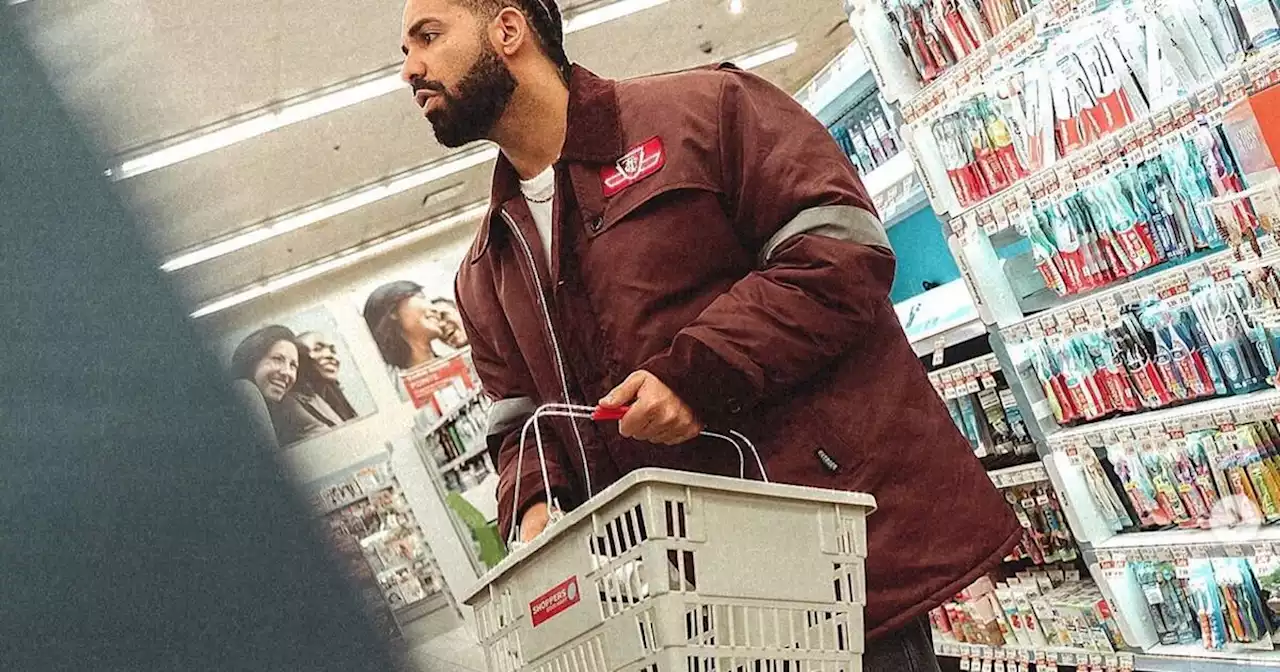 Drake spotted browsing local Shoppers Drug Mart in TTC jacket before leaving Toronto