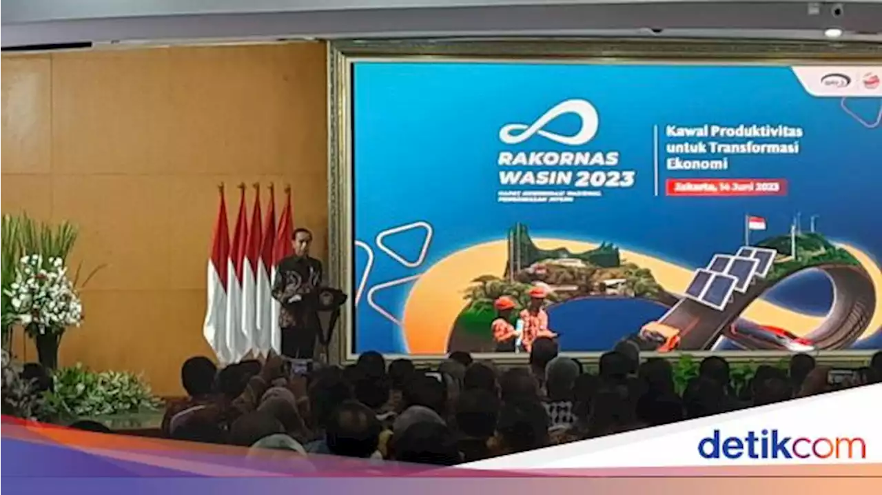 Jokowi Bicara Lemahnya Pengawasan Program Pemerintah: Dipelototi Saja Bablas