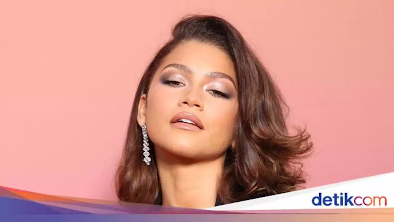 Klarifikasi Zendaya Viral Ditolak Masuk Resto karena Pakai Baju Terbuka