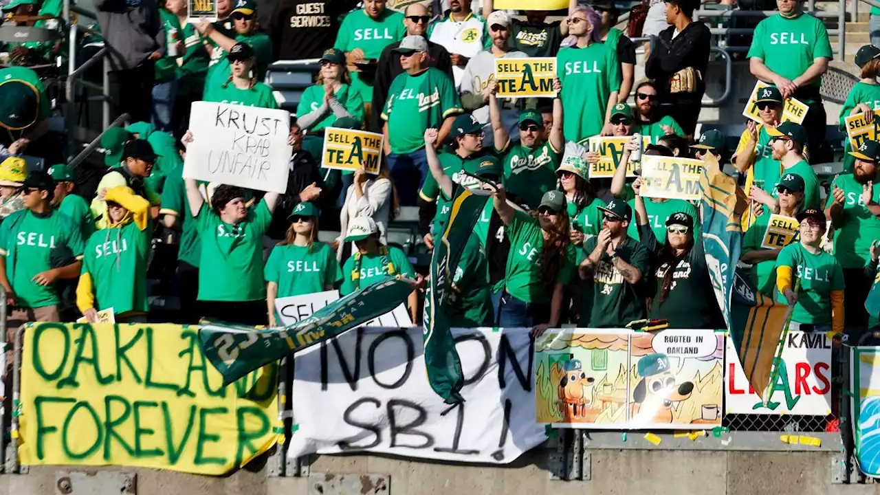 In Oakland, frustrated A's fans unite, sound off