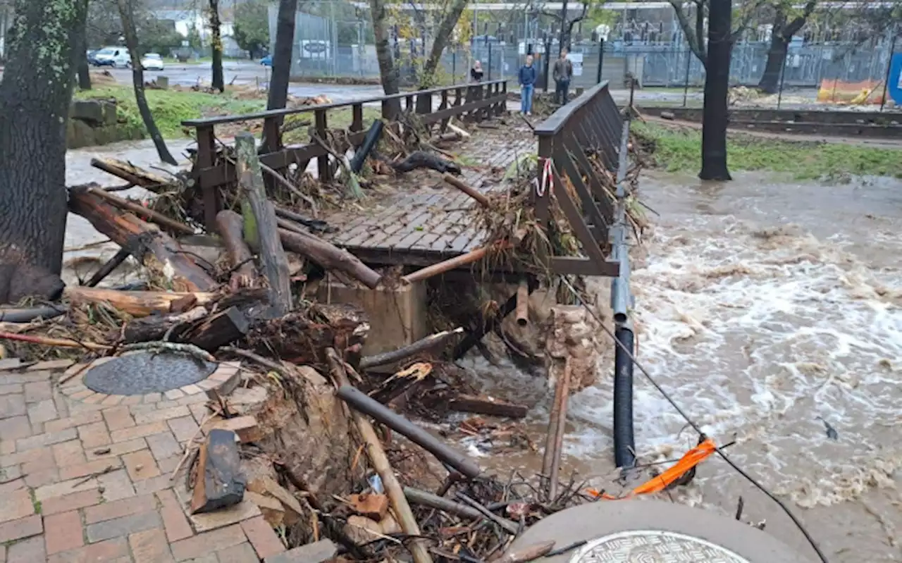 WATCH: Heavy rain in Cape Town causes flooding chaos