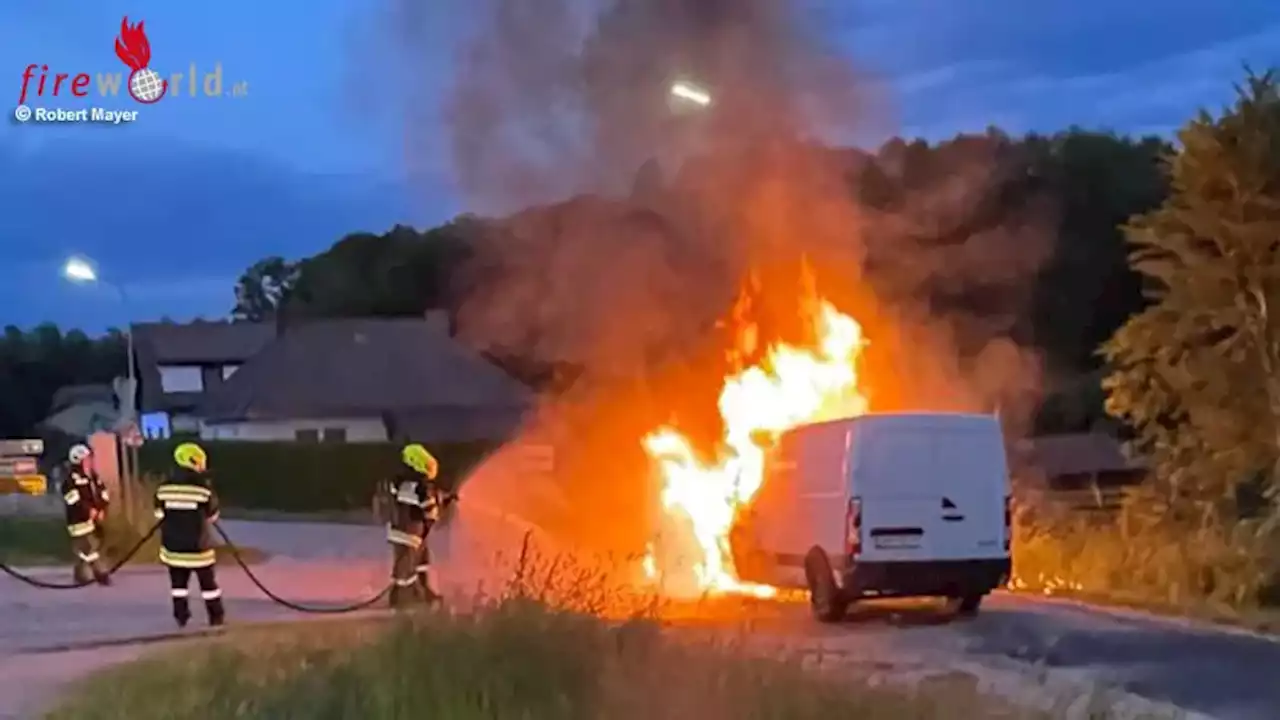 Nö: Fahrzeugbrand nach Wildunfall → Medikamente im Wert von mehreren tausend Euro gerettet