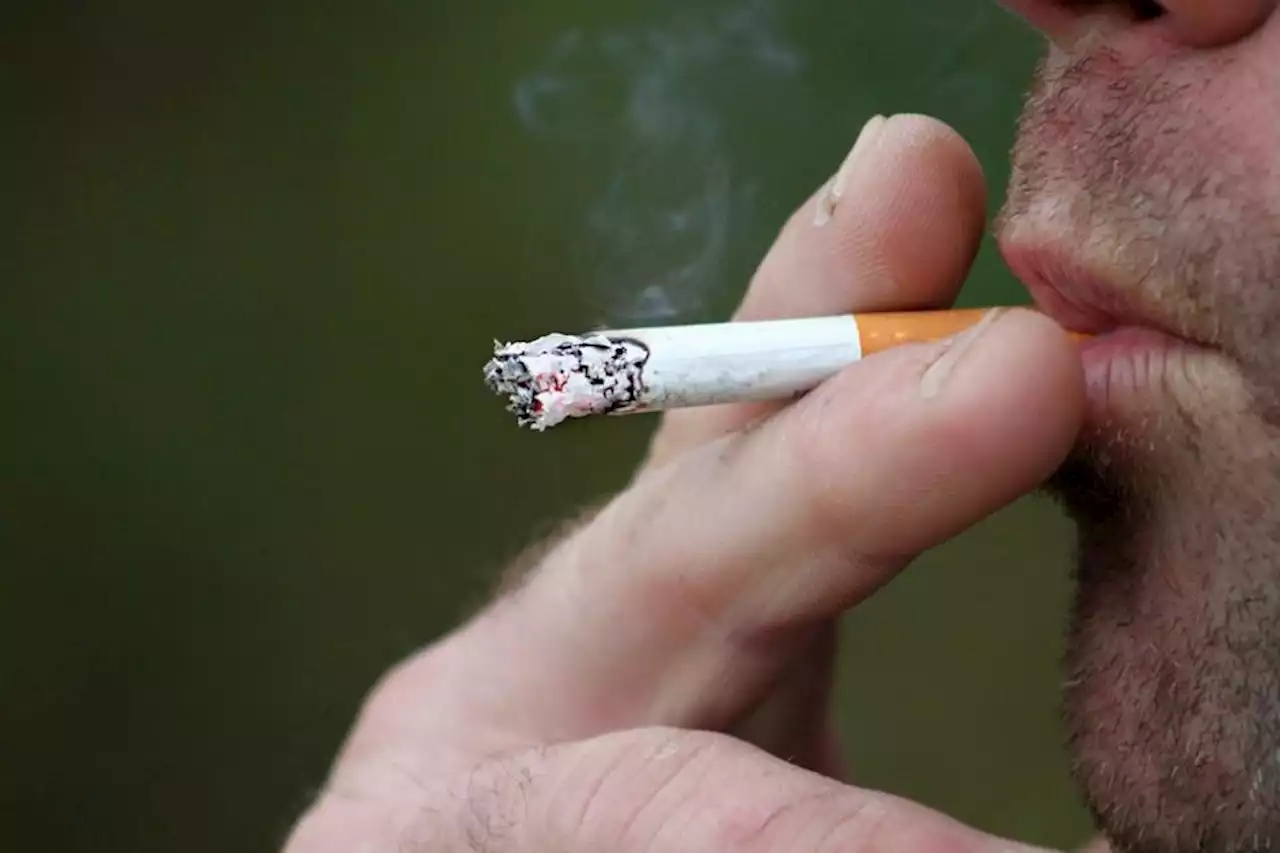 NHS Glasgow warns about law over second-hand smoking