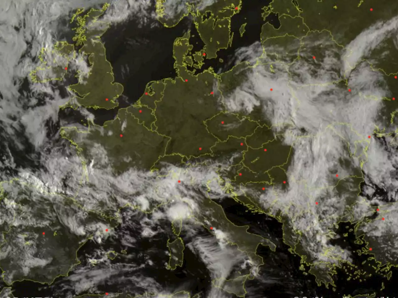 'Doppio ciclone' sull’Italia: il meteo peggiora, ecco le aree a rischio