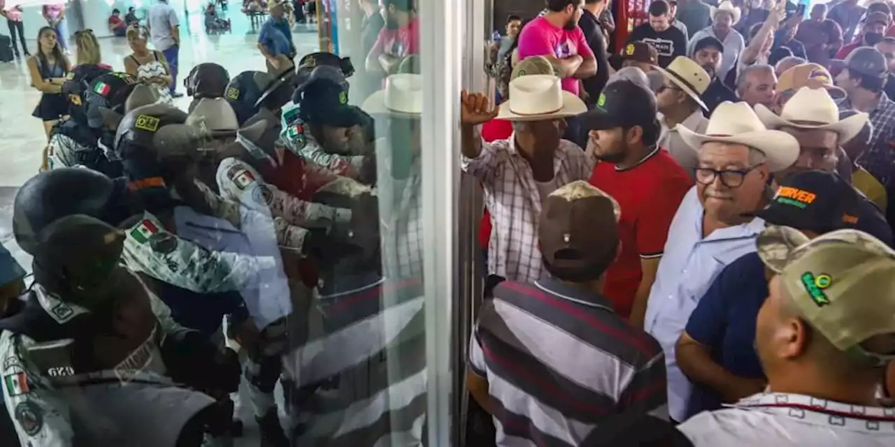 Continúa el bloqueo en el Aeropuerto Internacional de Culiacán