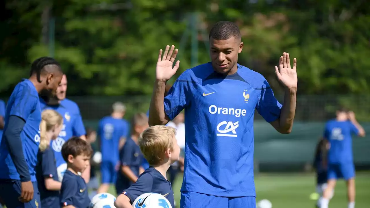 Ingin Rekrut Kylian Mbappe, Manchester United Mulai Negosiasi dengan Ibunda Bintang PSG