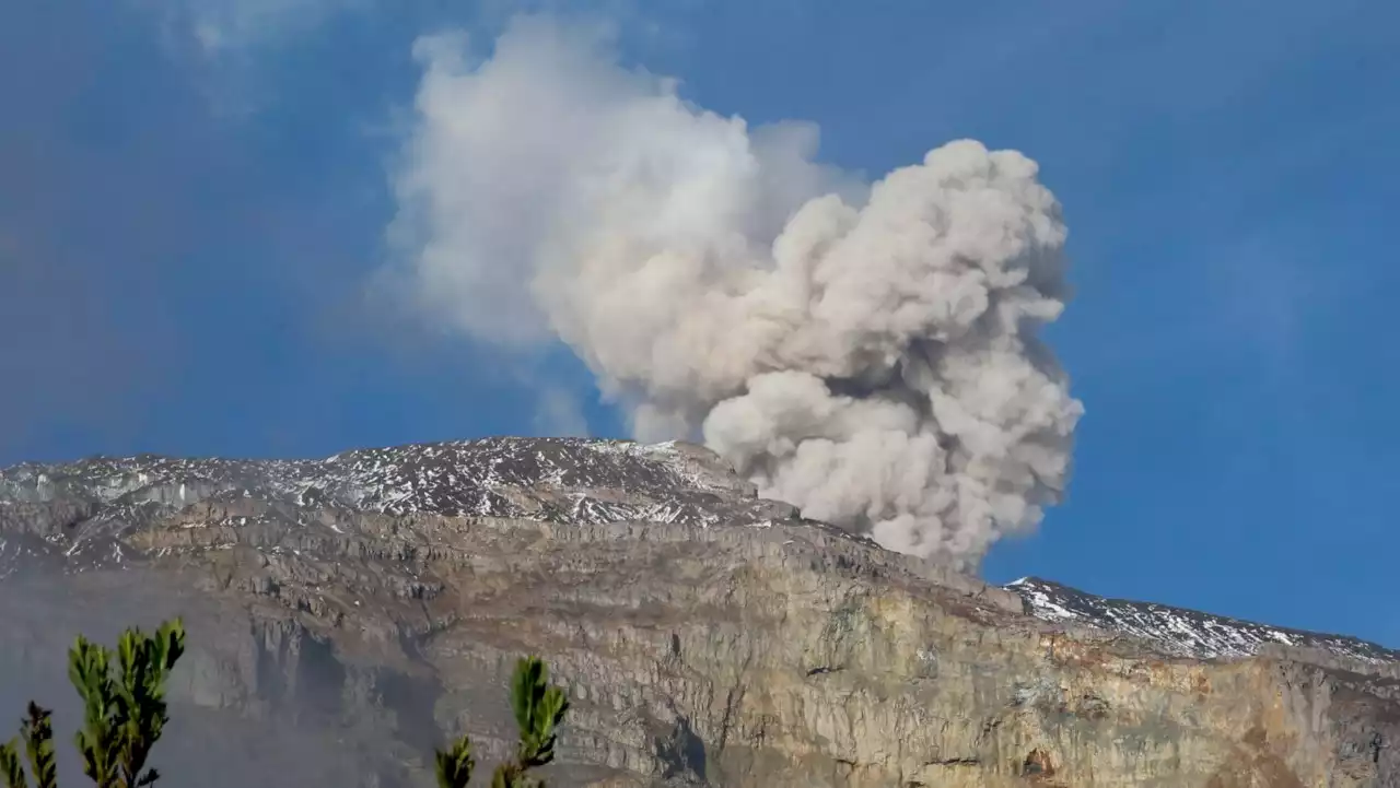 Volcán Nevado del Ruiz: continúa mostrando niveles bajos con variaciones menores