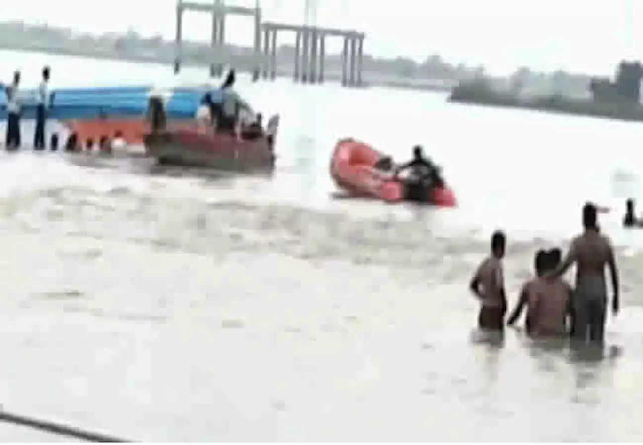 Govs mourn as 103 die in Kwara boat tragedy