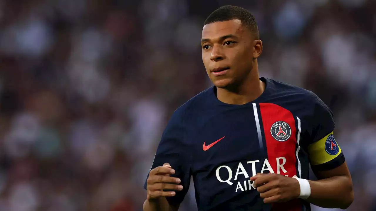 Mbappé vindt dat spelers direct van het veld moeten stappen bij racisme