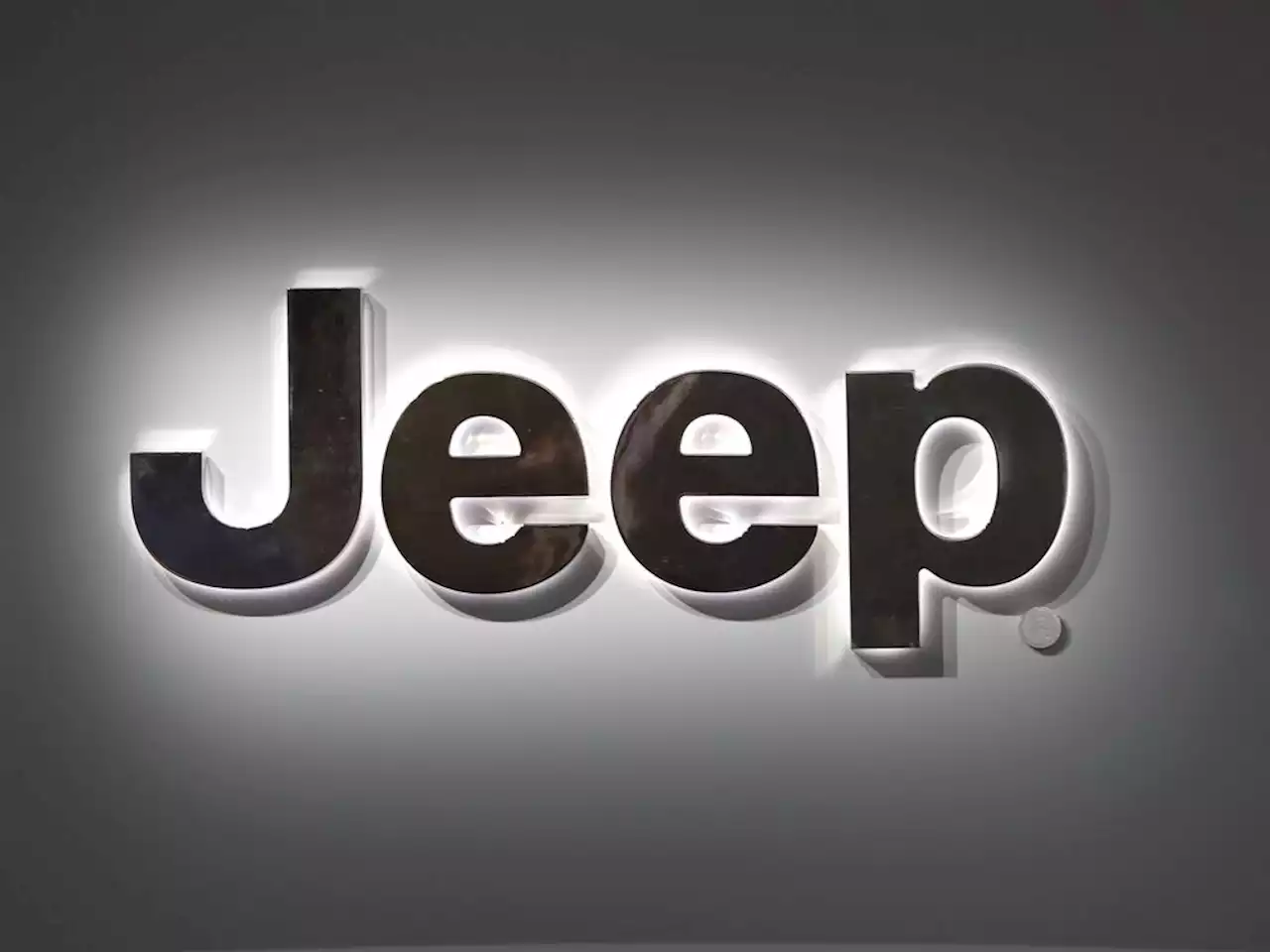 Stellantis recalling over 354,000 Jeeps worldwide; rear coil springs can detach while they're moving