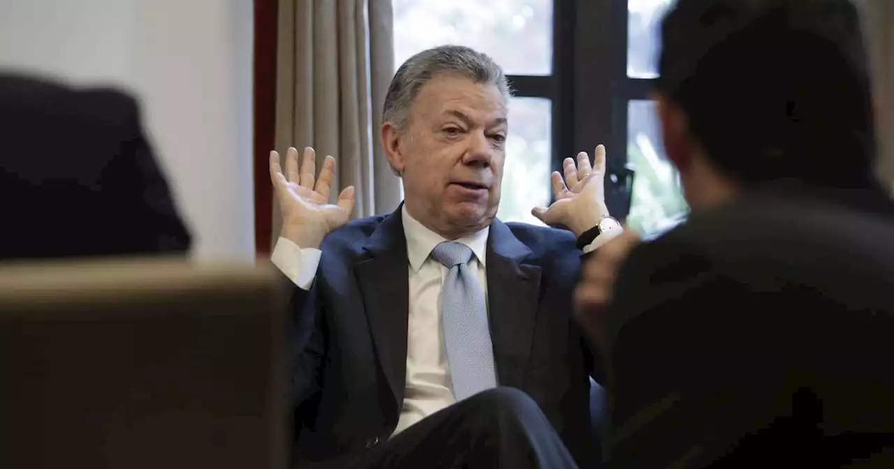 “Prohibición genera más violencia”: Expresidente Santos suplicó al Congreso aprobar regulación del cannabis