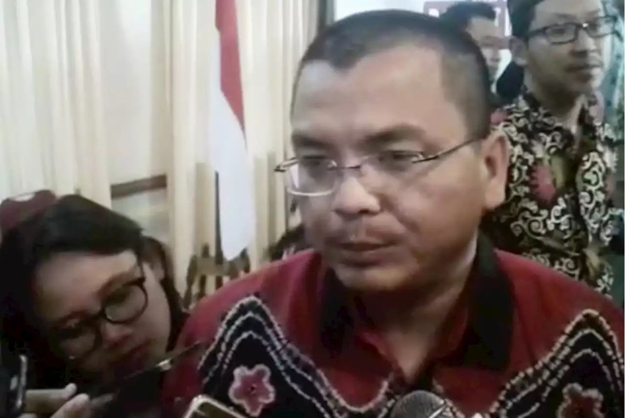 Denny Indrayana Tuding KPK Targetkan Oposisi Selidiki Dugaan Korupsi Kementan |Republika Online