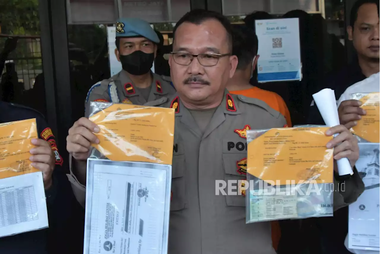 Polisi Tetapkan Tersangka Penipuan Tur Studi MAN 1 Bekasi, Ini Kronologinya |Republika Online