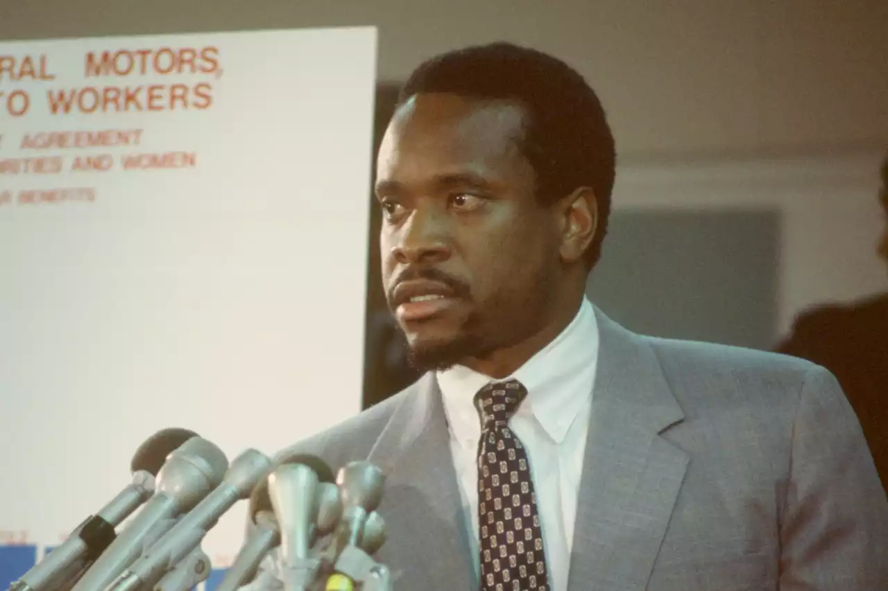 How Did Clarence Thomas Treat the Women He Worked With, and the Woman He Loved?