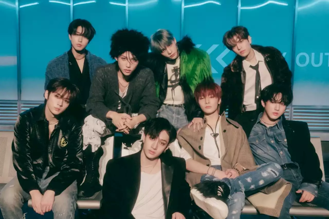 Stray Kids Tops 5 Billboard Charts + Re-Enters Artist 100 At No. 1