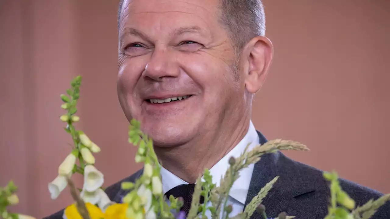 Olaf Scholz feiert sich zu seinem Geburtstag selber (stern+)