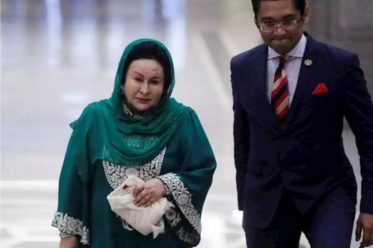 Ex-M'sian PM’s wife seeks release of passport to visit daughter in S’pore