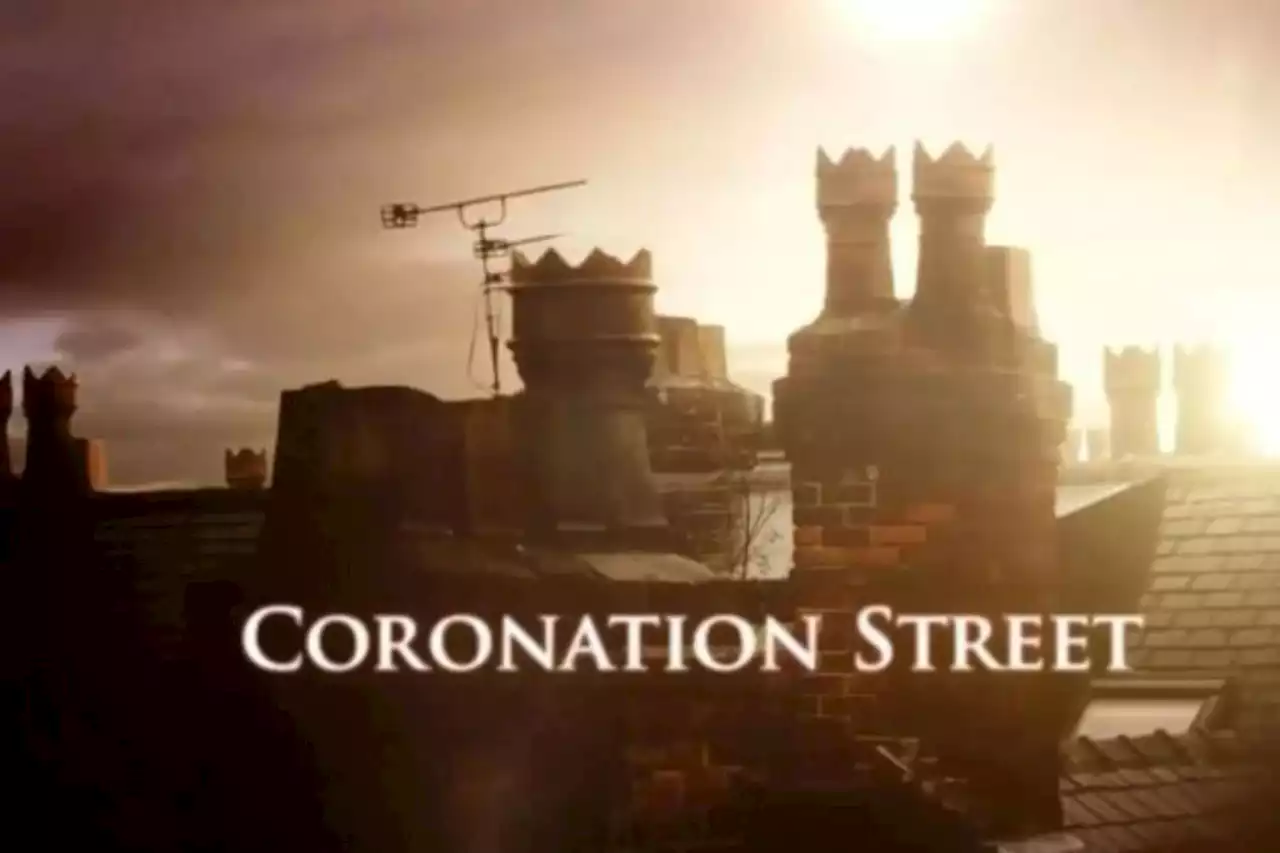 Coronation Street star looks unrecognisable as she lands huge new job