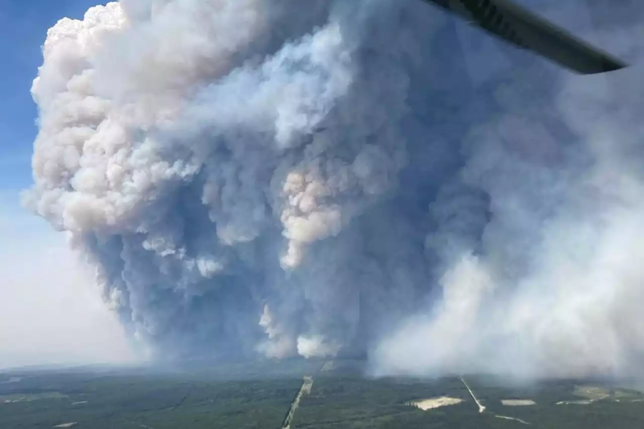 Key Vancouver Island highway cut by fire won't open for at least 10 days: minister