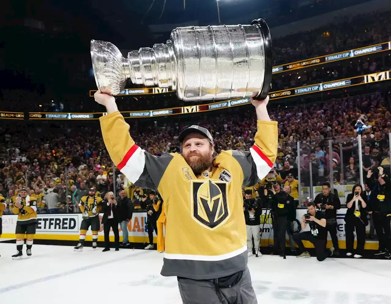 Phil Kessel fires shot at Toronto after winning third Stanley Cup since departure from Maple Leafs