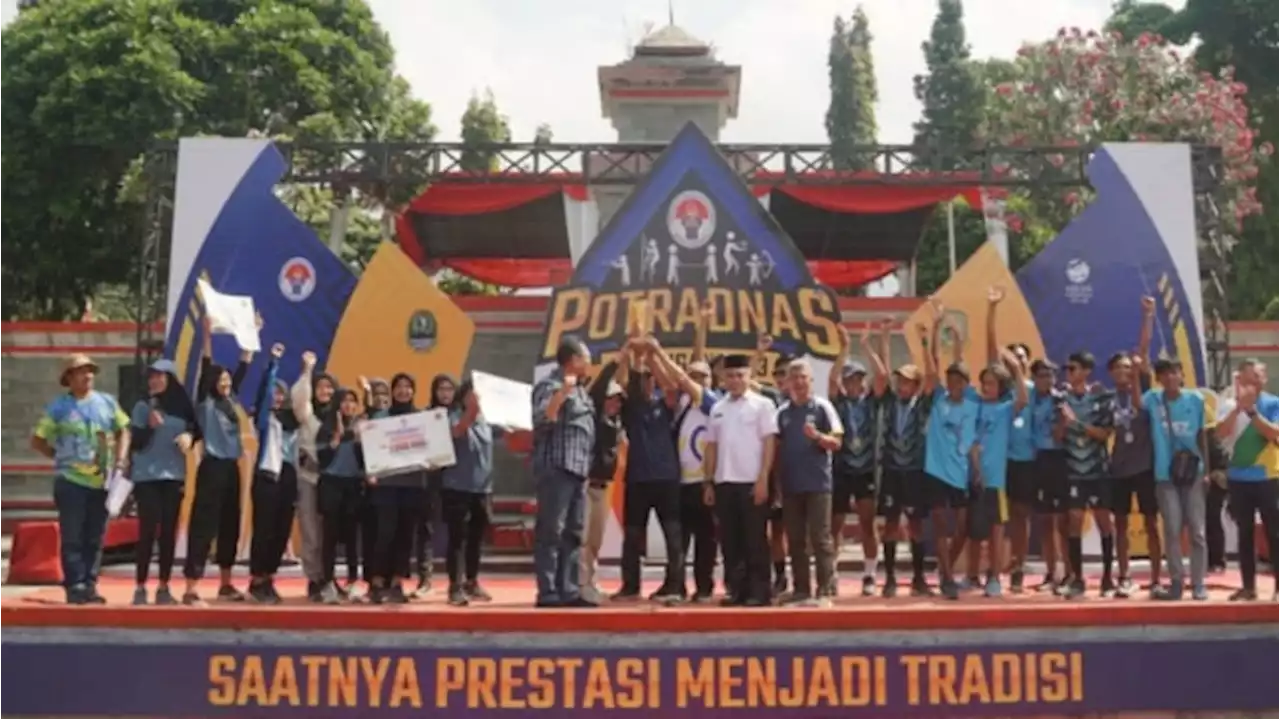 Kota Surabaya Juara Umum POTRADNAS IX 2023