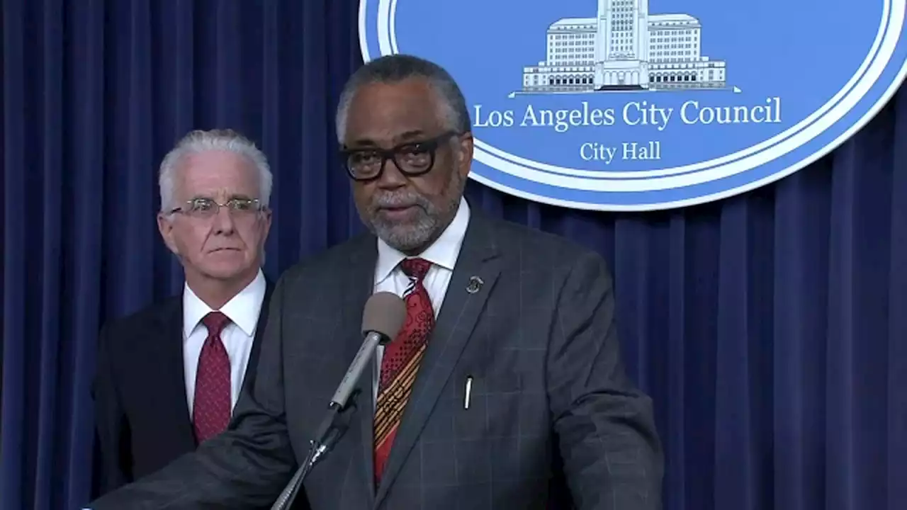 LA Council President Paul Krekorian says he'll introduce motion to suspend Councilman Curren Price