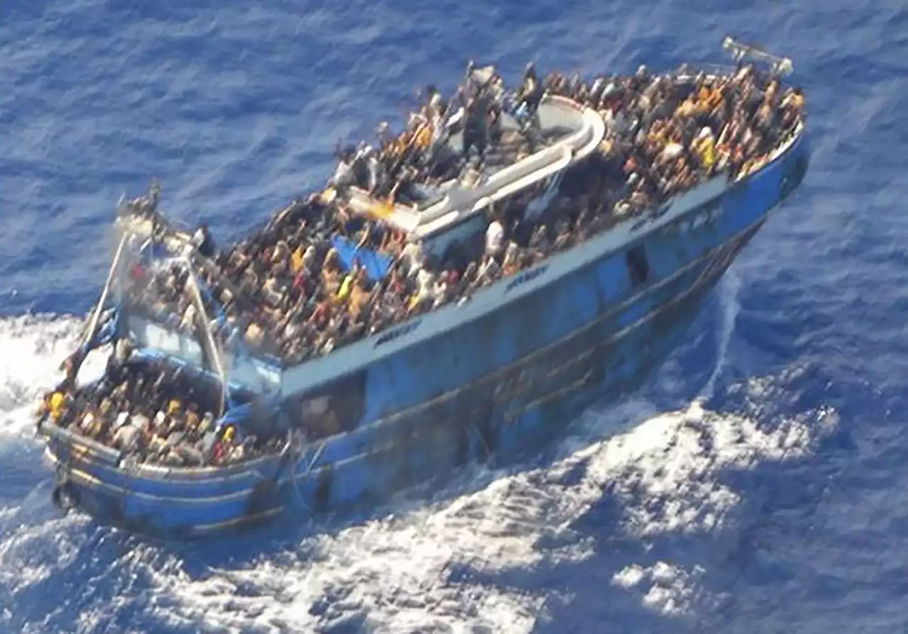 Naufragio migranti in Grecia, si temono 500 morti