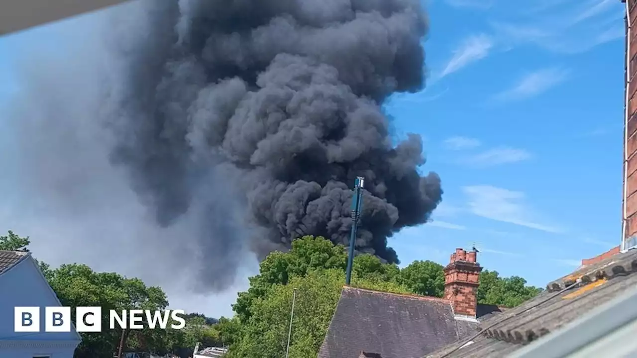 South Wigston: Smoke seen over town as firefighters tackle blaze