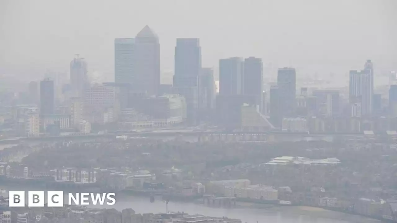 Health workers urge PM to take action on toxic air