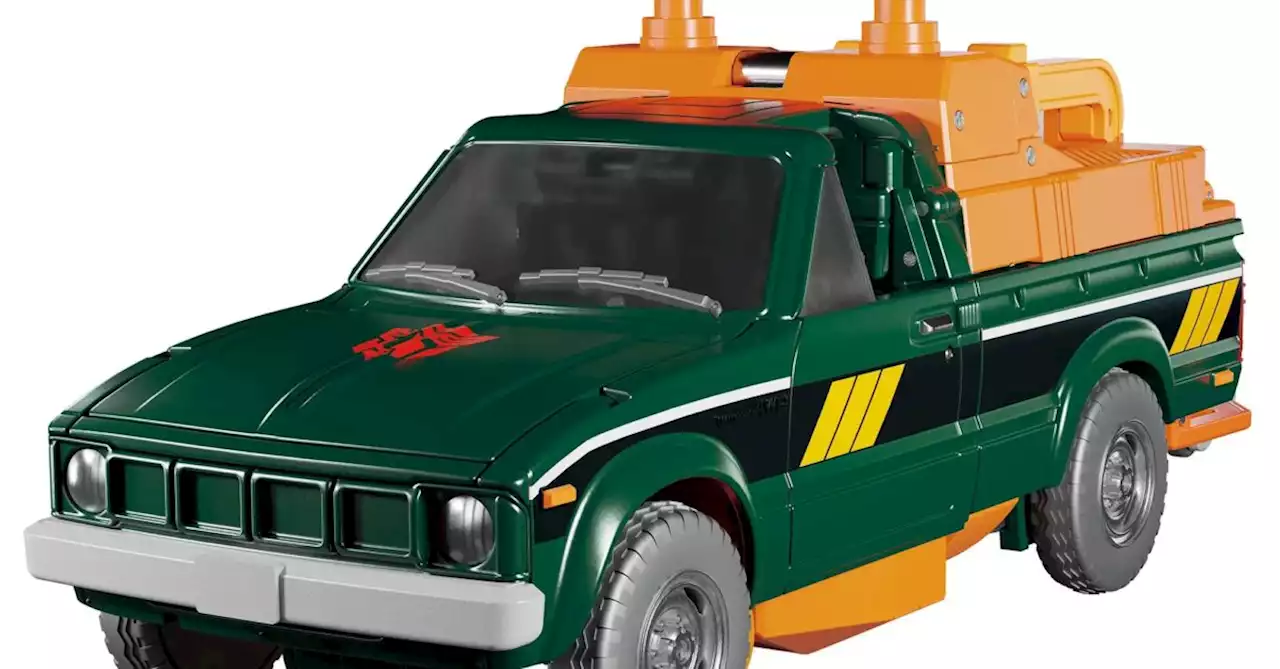 Hasbro Debuts Takara Tomy Transformers Masterpiece Hoist Figure