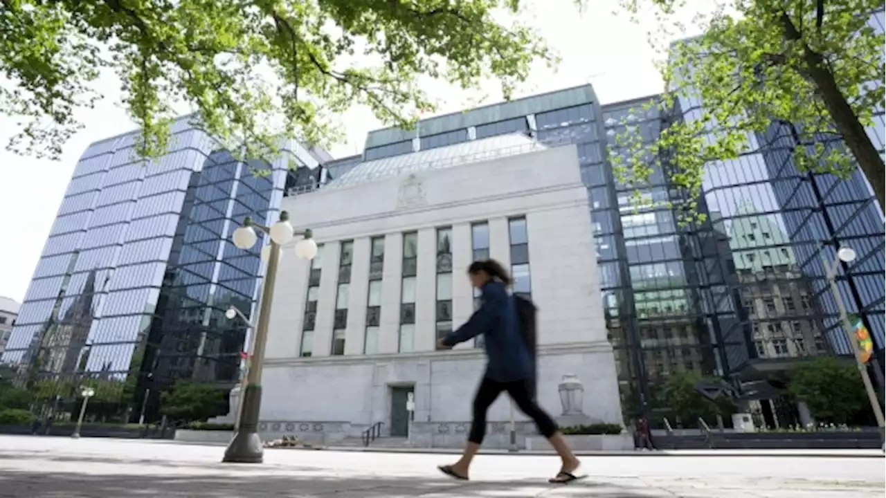 Canadians opting for shorter mortgage terms as they hope for declining interest rates - BNN Bloomberg