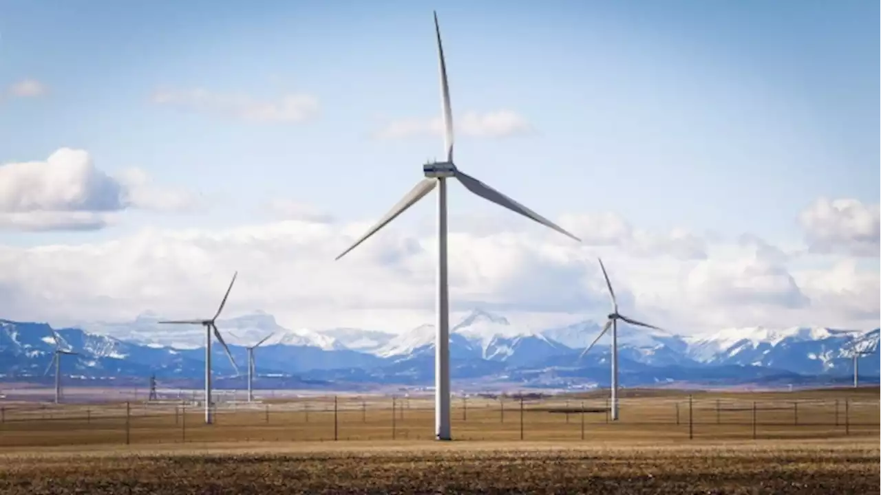 Faster approvals for major projects will be key to achieving climate goals: Report - BNN Bloomberg