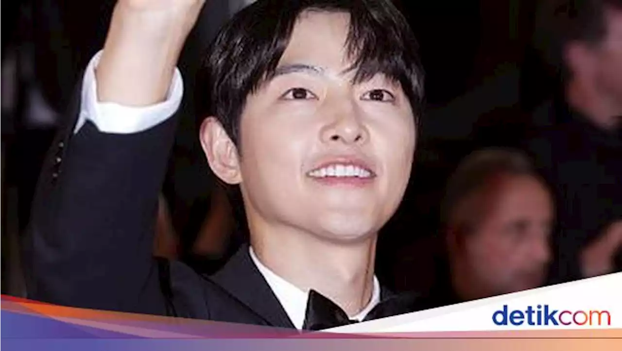 5 Fakta Song Joong Ki Dikaruniai Anak Pertama Laki-laki, Lahir di Italia