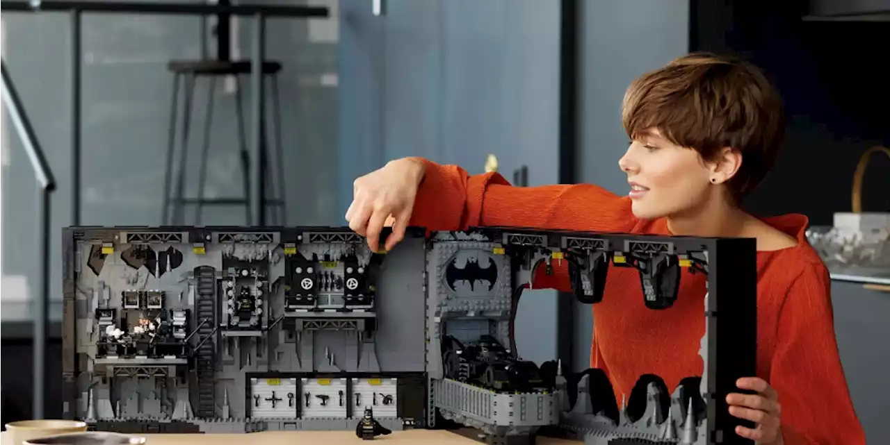 LEGO's Batman Returns Batcave gets special boxset release