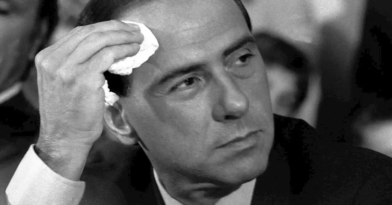 Silvio Berlusconi e la sua capacità di seduzione | Donna Moderna