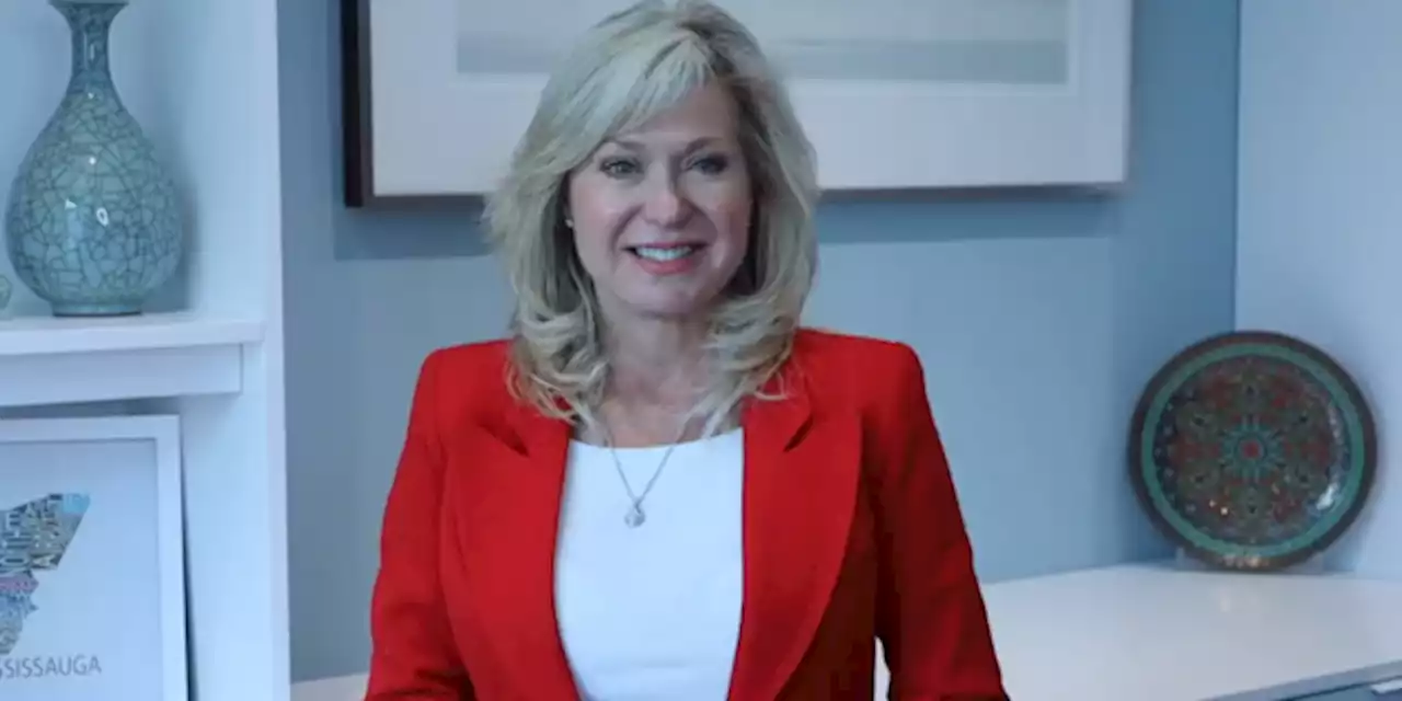 Mississauga Mayor Bonnie Crombie enters Ontario Liberal Party’s leadership race