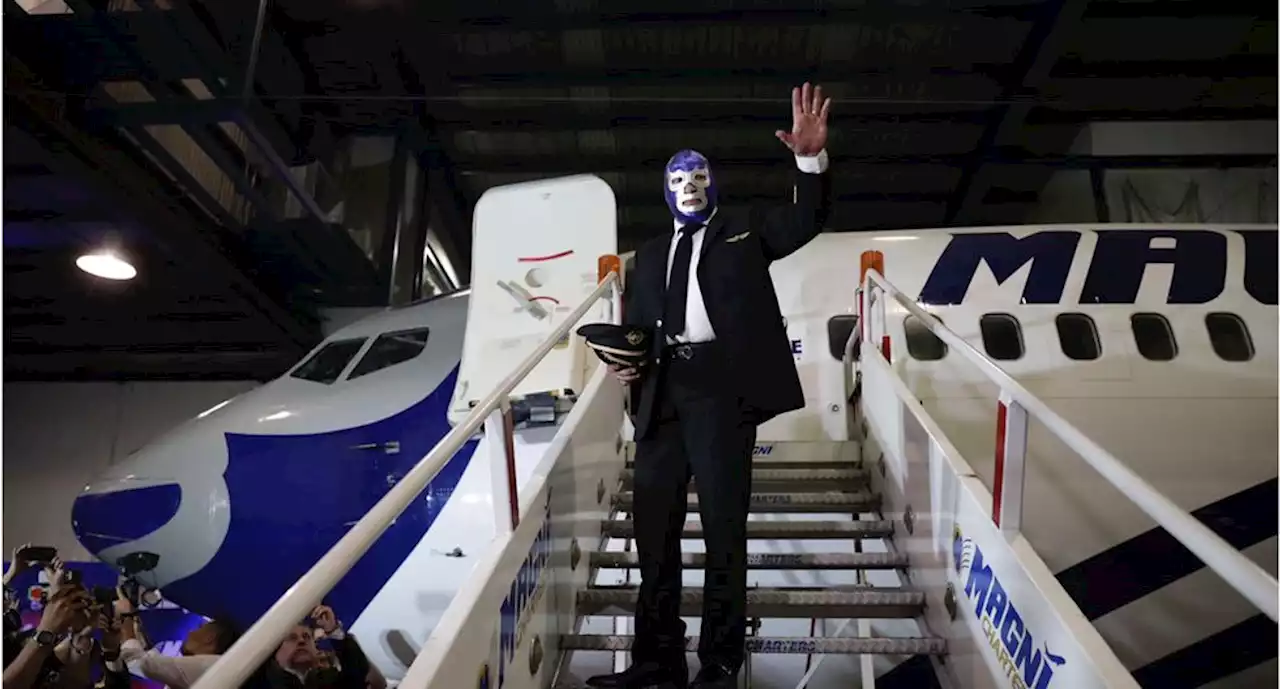 Blue Demon Jr revela el avión oficial con la máscara de su padre ¡Un homenaje especial!