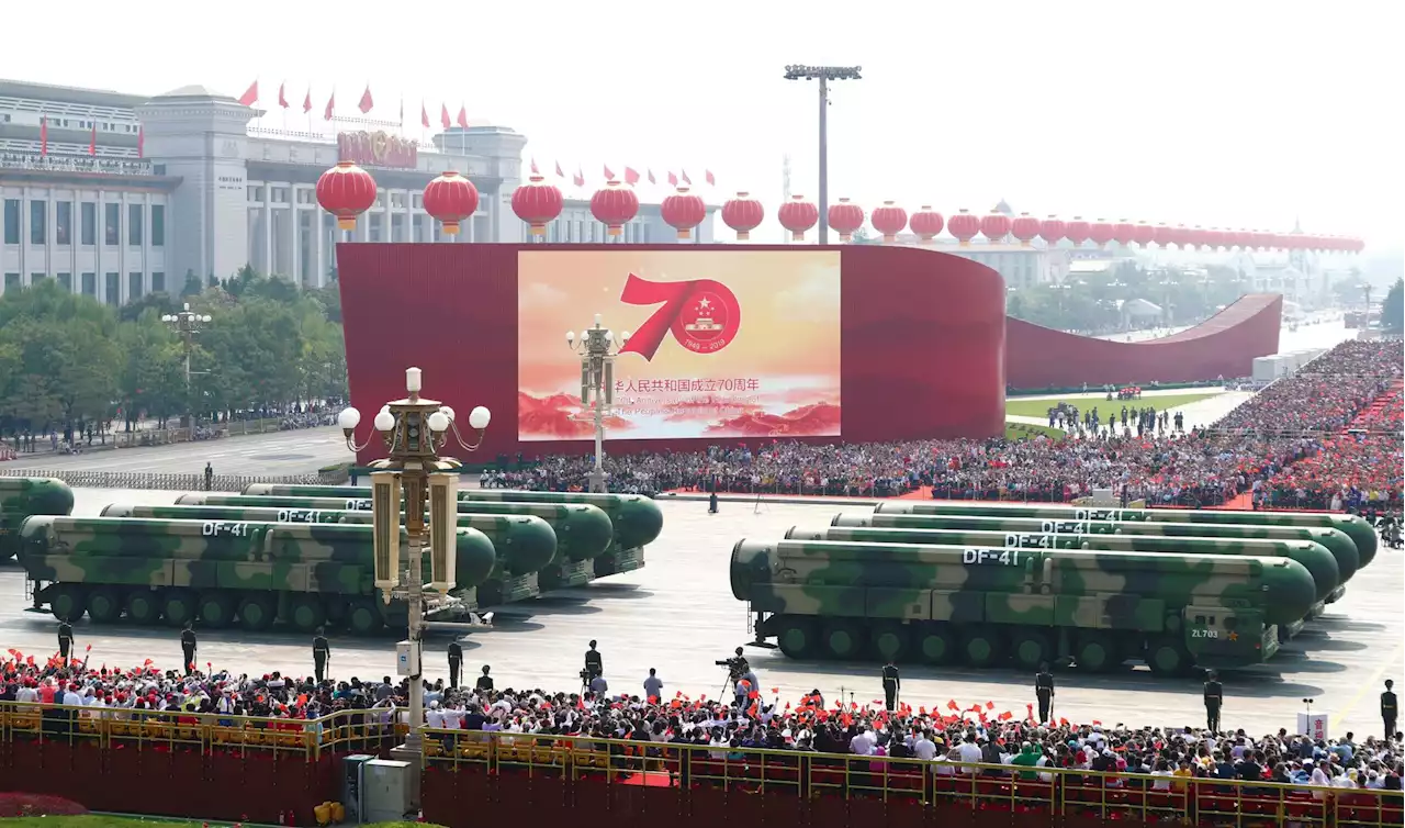 La Cina aumenta le testate nucleari: tutti i numeri del dossier atomico