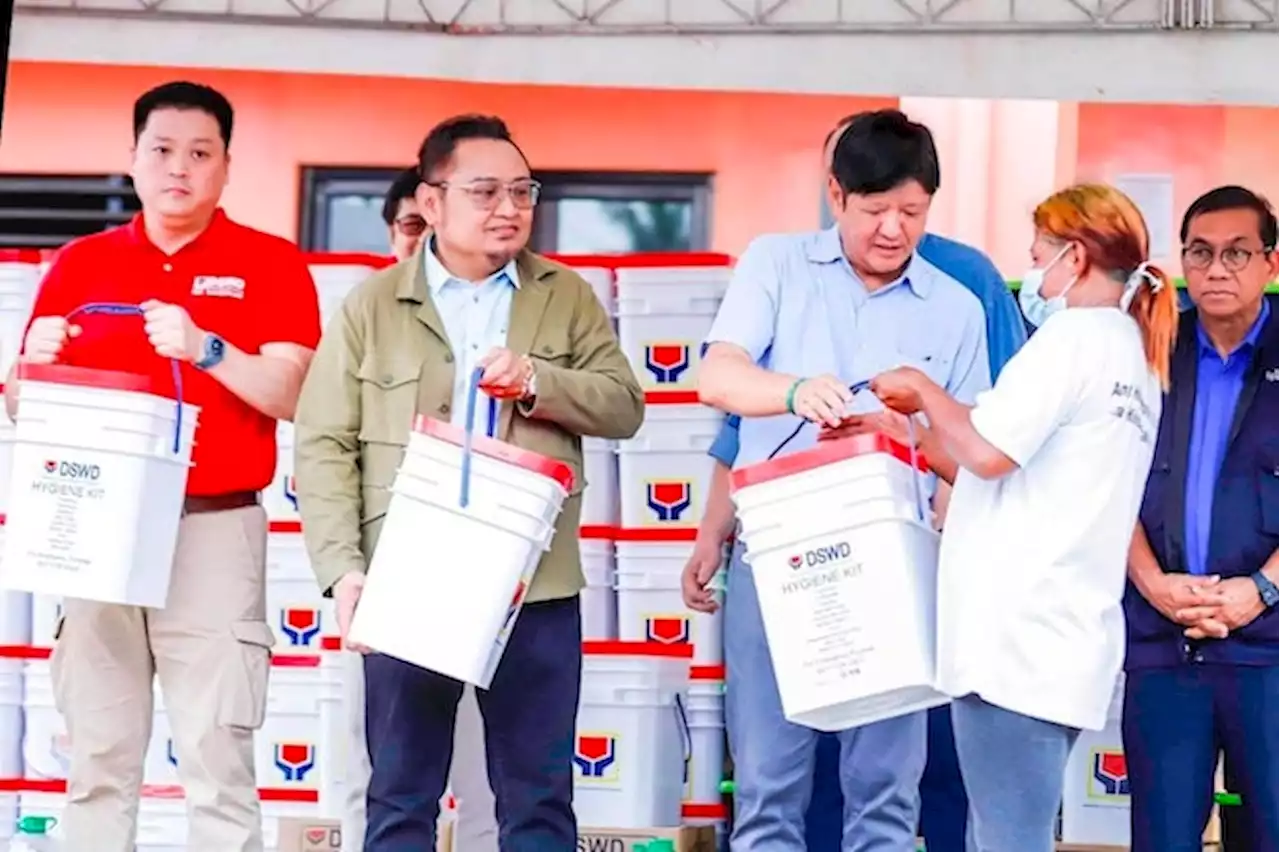 Marcos hands out P50 million in employment aid to Mayon evacuees