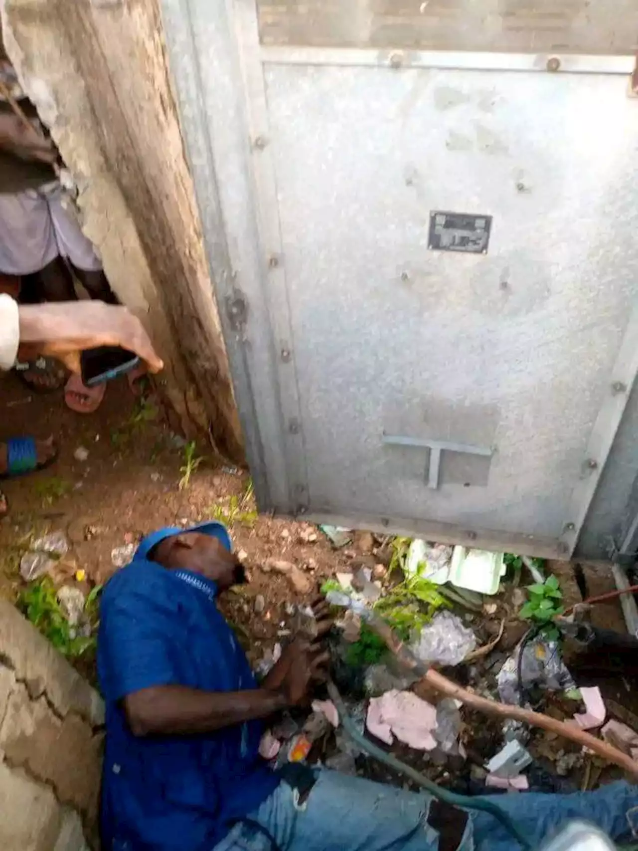 Man Electrocuted While Attempting To Steal Power Cable In Kogi