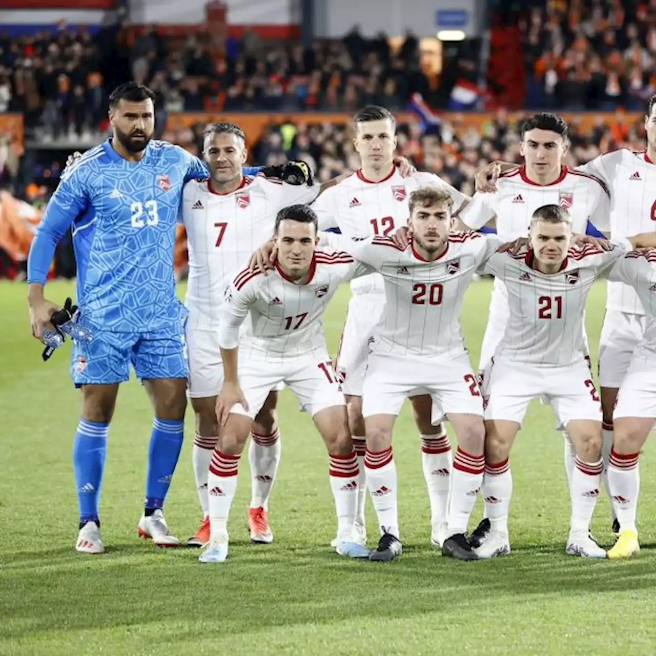 « Les gars gagnent entre 7 000 et 50 000 euros par an » : Gibraltar jouera les Bleus avec ses armes