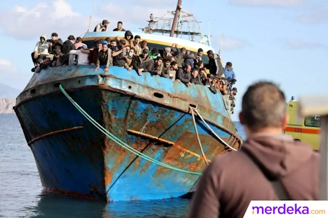 Foto : Kapal Penuh Sesak Imigran Tenggelam di Yunani, 79 Tewas dan Ratusan Hilang | merdeka.com