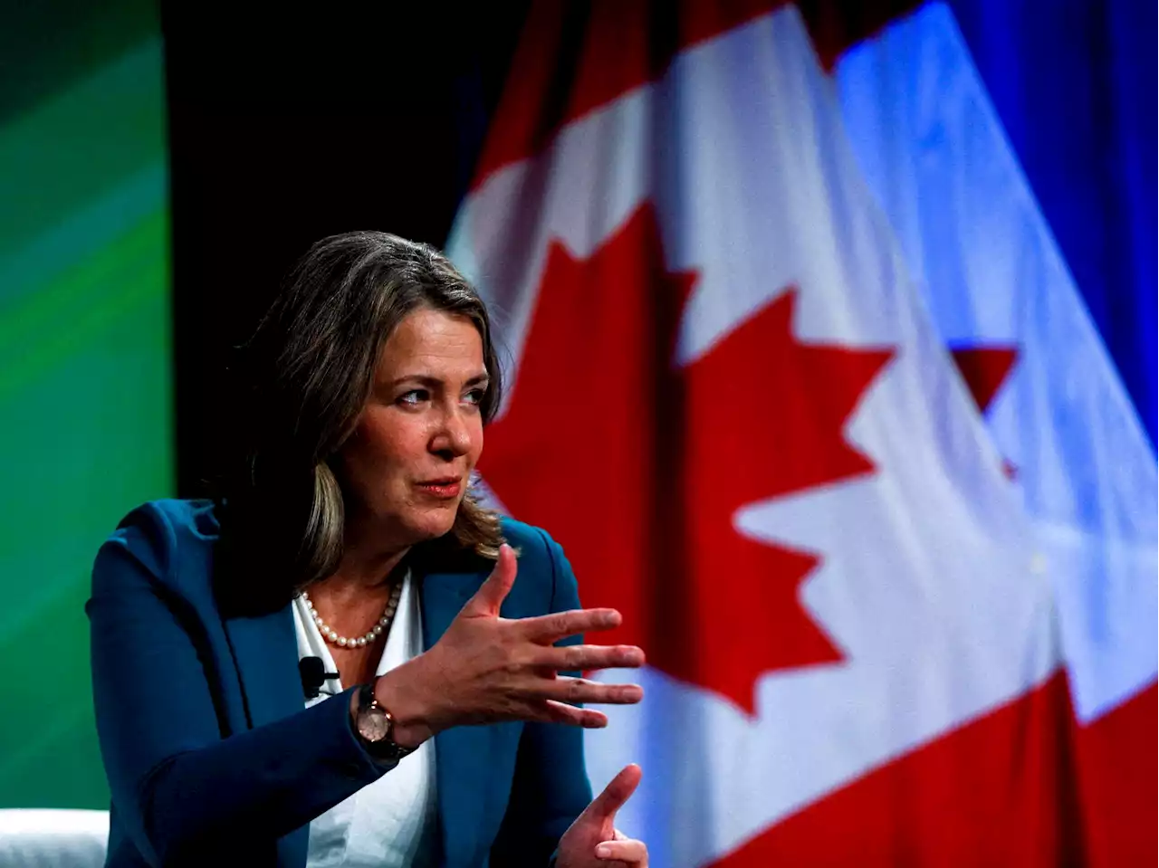 Alberta Premier Danielle Smith not banned from Facebook, Meta says