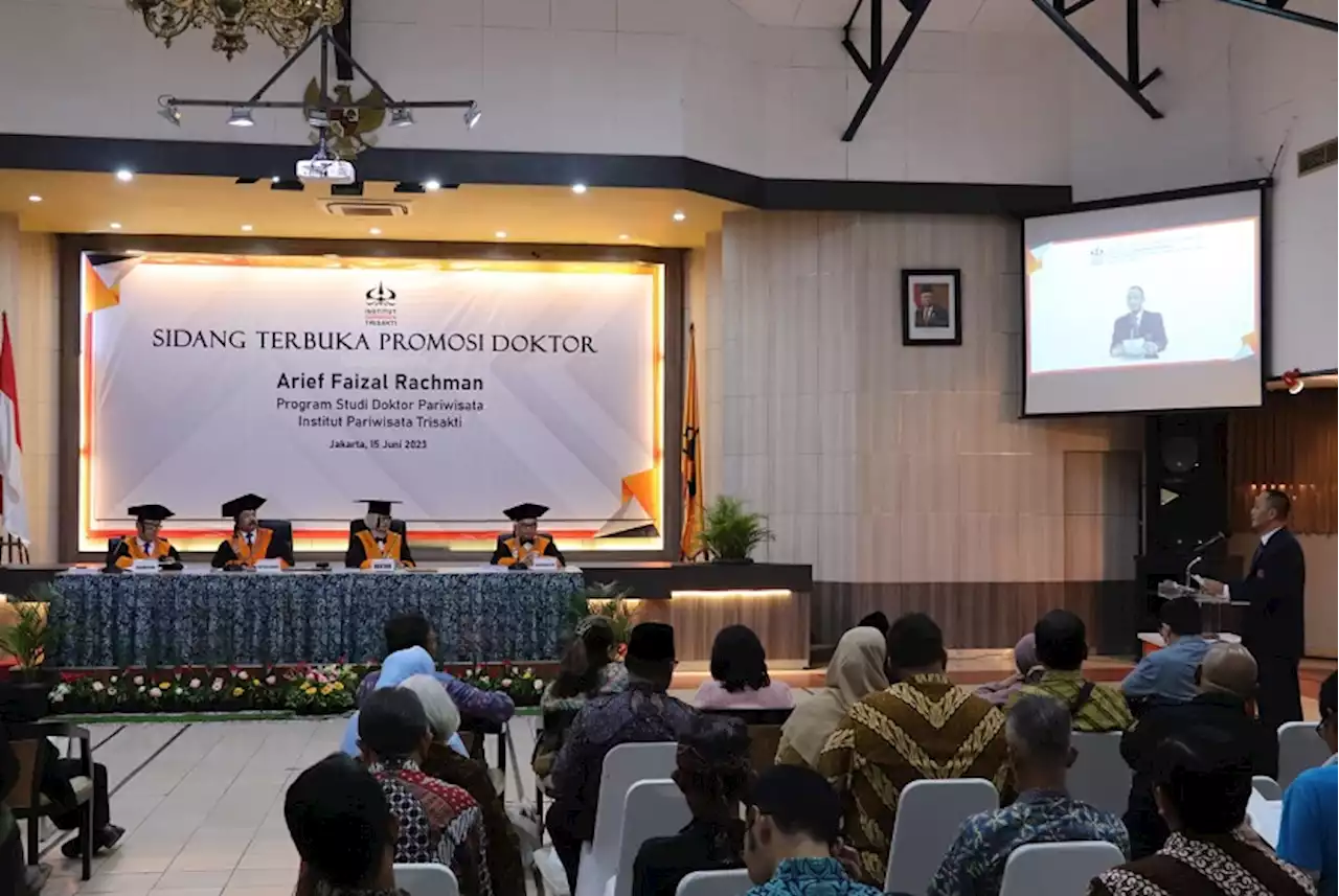 Institut Pariwisata Trisakti Lahirkan Lulusan Doktor Pariwisata Pertama |Republika Online