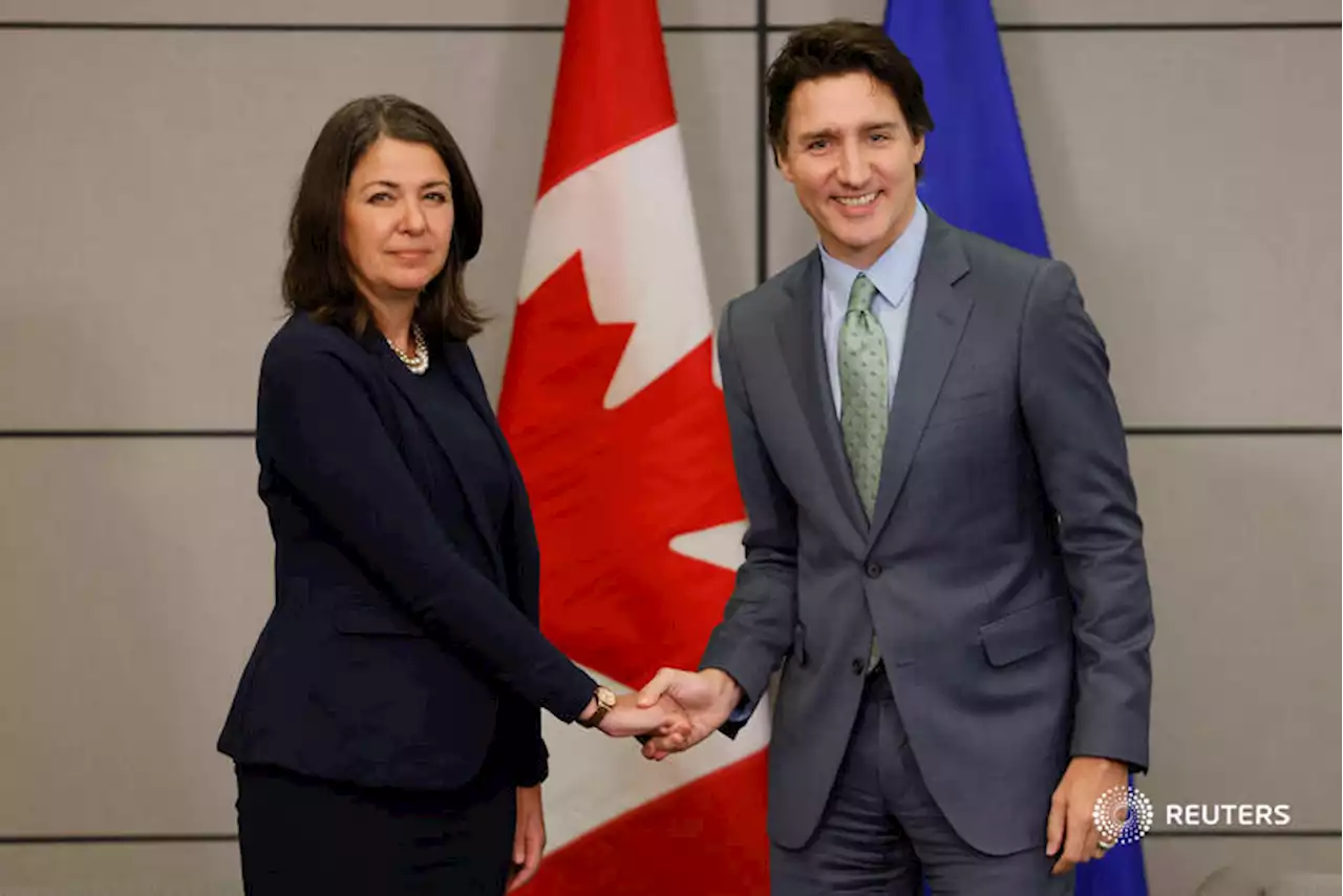 Trudeau govt seeks collaboration at first meeting with new Alberta premier