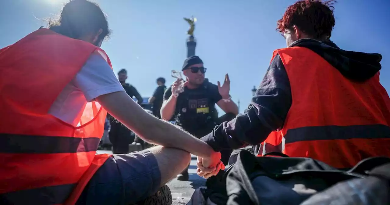 Kritik des Klimaschutzministers: Habeck nennt Razzien gegen Letzte Generation „völlig absurd“