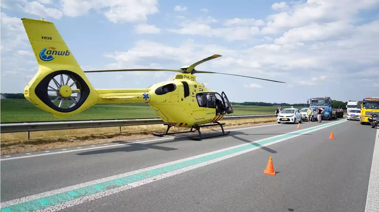 Drie gewonden bij ongeluk op N34, weg in beide richtingen dicht