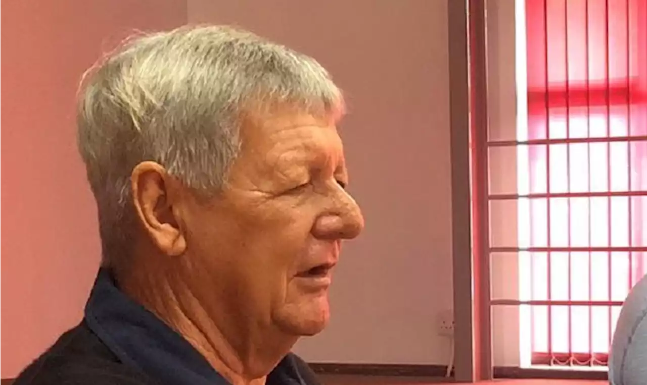 Former Bafana Bafana coach Clive Barker receives special provincial funeral - SABC News