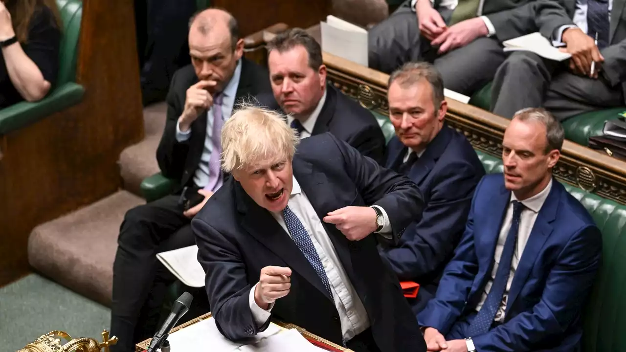 Boris Johnson 'engañó deliberadamente' al Parlamento de Reino Unido, según el informe del 'partygate'